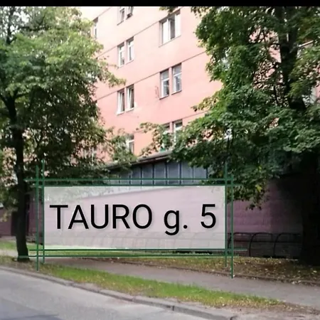 Apartamento Vilnius Budget Apartment *